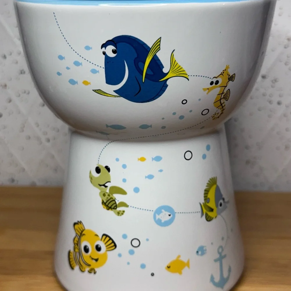 Disney Pixar *Finding Nemo* 5” Tall Elevated Food/Water Bowl Chewy *Cat or Dog*
